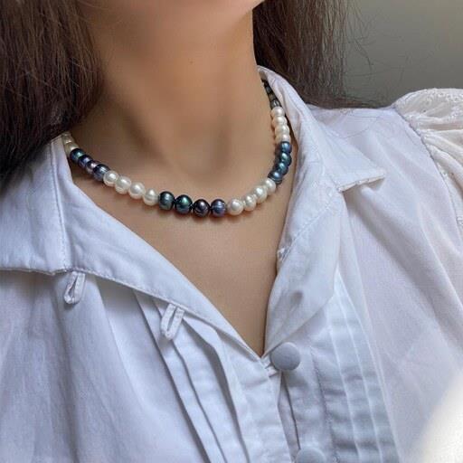 گردنبند مروارید پرورشی سفید و رنگی به طول 40 سانتی متر برند الماسین آذر